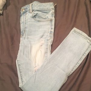 American eagle distressed blue jeans